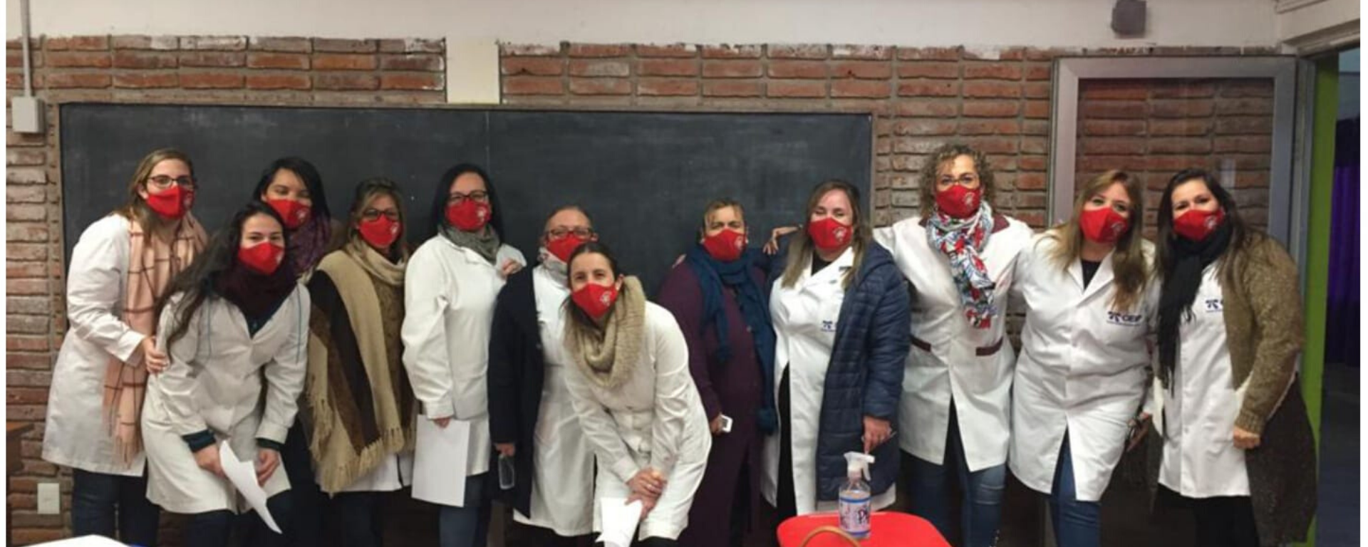 Foto de equipo académico de la escuela número 350